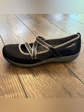Dansko Shoes Womens 8.5-9 Black Hazel Leather Suede Mary Jane Sneaker Casual